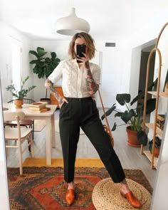 30 Something Fashion, Therapist Outfit, Fall Fashion Trends Casual, Plus Size Hipster, Fashion Trends Fall, Fashion Trend Forecast, Fall Fashion Trends Women, Business Casual Outfits For Work, Fashion Revolution