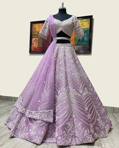 Lehngas Designs, Stylish Lengha, Girlish Lehenga, Trending Lehenga Designs, Indian Bridesmaid Dresses, White Lehenga