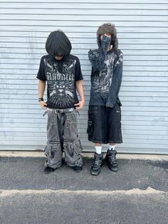 Fishnet Grunge Outfit, Skater Goth Outfits, Fall Skater Outfits, Emo Rap Aesthetic, Draincore Outfits, Affliction Fits, 90 Grunge Outfits, Drainer Style, Affliction Outfits