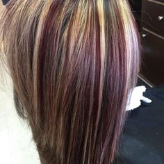 Blonde And Violet Highlights On Brown Hair, Blonde And Violet Highlights, Contouring Hair, Red Lowlights, Highlight Ideas, Funky Hair, Fall Hairstyles, Hair Color Crazy, Caramel Highlights