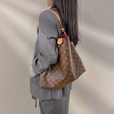 Louis Vuitton Graceful MM Shoulder Bag N8450 Product Details CM INCH Length 35 13.75 Height 31 12.25 Strap 42 16.5 Depth 12 4.75 Color: Brown Material: Leather Year: 2022 Accessory: Dust bag, original receipt, box, shopping bag Condition: Excellent Sub-category: Shoulder bag Please Note: All products in our store are second-hand and vintage. ITEM LOCATION IS CANADA. Duties are set by the destination country/province's customs authorities. We are not responsible for paying any duties. These are t Louis Vuitton Graceful Mm, Louis Vuitton Graceful, City Backpack, Chic Me, Exclusive Bag, Blue Jacket, Black Backpack, New Bag, Dior Bag