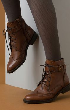 Womens Oxford Shoes, Vintage Brown Boots With Laces, Vintage Brown Lace-up Business Shoes, Dark Academia Shoes, Vintage Brown Lace-up Heeled Boots, Vintage Brown Lace-up Leather Boots, Brown Victorian Boots, Cheap Football Boots, Academia Shoes