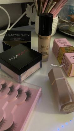 Makeup Collection Goals, Expensive Makeup, Makeup For Black Skin, Makeup Tut, Makeup Obsession, Luxury Makeup, Body Makeup, Makeup Items, Kylie Cosmetics