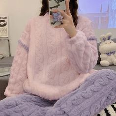 Cozy Soft Pajamas Set - Pastel Kitten Winter Long Sleeve Sleepwear, Casual Pink Long Sleeve Sleepwear, Oversized Cozy Long Sleeve Sleepwear, Oversized Long Sleeve Cozy Sleepwear, Casual Oversized Sleepwear For Winter, Casual Oversized Winter Sleepwear, Sweater Size Chart, Kawaii Pajamas, Cute Lazy Outfits