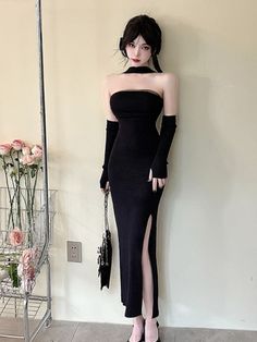 Knitted Dresses Women Sleeveless Halter Split Sexy Solid Stretch Slim Backless Vintage Ladies Party Dress Size Chart: Size (CM) waist Bust Length Hip S 60 66-80 103 66-84 M 64 70-84 105 70-88 L 68 74-88 107 74-94 XL 72 78-92 109 78-96 SPECIFICATIONS:Style: Sexy & ClubSleeve Style: SleevelessSilhouette: A-LINESeason: Autumn/WinterPattern Type: SolidOrigin: Mainland ChinaNeckline: HalterMaterial: PolyesterFit Type: SlimFabric Type: KnittingElasticity: Slight StrechDresses Length: Knee-LengthAge: A Strapless Evening Dress For Winter, Strapless Winter Dress For Night Out, Sleeveless Party Dress For Winter, Winter Sleeveless Bodycon Dress For Party, Sleeveless Winter Bodycon Dress For Party, Sleeveless Dress For Winter Party, Sleeveless Bodycon Dress For Club In Winter, Black Strapless Winter Dresses, Winter Sleeveless Dresses For Night Out