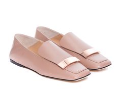 Sergio Rossi pink SR1 loafers, square toe, frontal golden applicationComposition: 100% Leather, Leather Sole Sergio Rossi Shoes Mocassin, Chloe Purses, Saint Laurent Shoes, Sergio Rossi, Gorgeous Bags, Sneaker Wedge, Italian Luxury, Accessories Branding