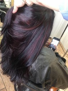 Hair Color Ideas On Dark Skin, Plum And Black Hair, Wine Red Highlights On Black Hair, Unique Hair Dye Ideas Brunettes, Blow Dry Hair Curls, Hair Color Guide, Blonde Updo, Haircuts For Medium Length Hair, Creative Hair Color