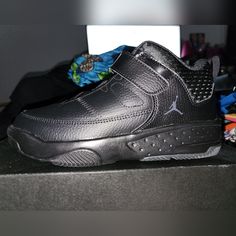 Never Worn All Black Jordan's Casual Low-top Jordan Shoes Scratch-resistant, Casual Low-top Scratch-resistant Jordan Shoes, Black Non-slip Mid-top Sneakers, Black Low-top Scratch-resistant Basketball Shoes, Black Low-top Scratch-resistant Jordan Shoes, Scratch-resistant Black Low-top Jordan Shoes, Non-slip Black Jordan Sports Shoes, Black Non-slip Jordan Sports Shoes, Black Non-slip Jordan Shoes For Sports