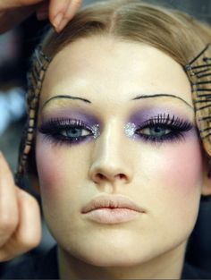 Fashion Show Makeup, Pat Mcgrath Makeup, Show Makeup, Toni Garrn, Runway Makeup