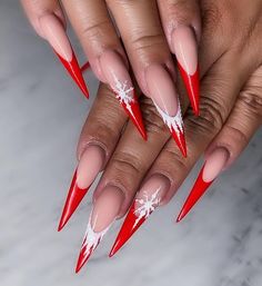 Xmas Stiletto Nails, Red Long Christmas Nails, Red Stiletto Nails Christmas, December Stiletto Nails, Christmas Nails 2023 Stiletto, Classy Christmas Nails Stiletto, Stilleto Holiday Nails, Red Stilleto Acrylics, Christmas Nails Short Stiletto