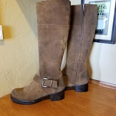 Nwt Manila Brown Suede Leather Boots Size 38 Or 7.5. They Are 15" Tall With A 15" Calf Circumference And 2 1/2" Heel And 3/4" Platform On Front. These Are New However They Have What Appears To Be A Small Ink Line On The Side Of One Boot. They Are Lined In Leather As Well. Very High Quality Boots. Suede Boots With Wide Calf And Round Toe, Wide Calf Suede Boots With Round Toe, Wide Calf Suede Boots With Closed Toe, Slip-on Suede Boots Medium Width, Medium Width Suede Slip-on Boots, Suede Boots With Flat Heel For Walking, Flat Heel Suede Walking Boots, Flat Heel Suede Boots For Walking, Blue Stilettos