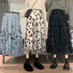 Lasaky - Floral Velvet Embroidered Mesh Midi Skirt with High Waist and Flowy Hemline Princess Skirts, Pleated Tulle Skirt, Y2k Fall Outfits, Estilo Harajuku, Tulle Long Skirt, High Waist Long Skirt, Chiffon Floral, Long Skirts For Women, Spring Skirts