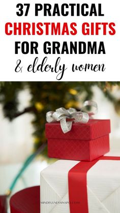 37 practical Christmas gifts for grandma and elderly women in the gift guide on mindfulnessinspo.com Gifts For Your Grandma, Gifts For Grandmothers, Gifts For Boyfriend Parents