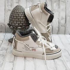 The Perfect Sneaker Has Arrived! And She Looks Cute With Everything! High Top White Shoes Women's White/Tan/Gray Popular Sneakers Ins Fashionable All-Matching Casual Sneakers Material: Pu Leather Pattern Type: Colorblock,Letter Occasion: Daily Size 40 (9.5 Usa Women) Never Worn-Ec White Lace-up High-top Sneakers With Contrast Sole, Urban White High-top Sneakers With Laces, White Urban Sneakers With Round Toe, White Sporty Sneakers With Flat Heel, White Ankle-high High-top Sneakers With Laces, White Ankle-high High-top Sneakers, Trendy White High-top Sneakers With Round Toe, White Ankle-high Sneakers For Spring, White Ankle-high Sneakers With Contrast Sole