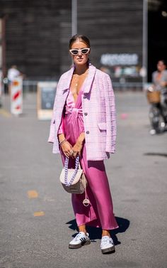 On Wednesday we wear pink Fashion Week 2018, Copenhagen Fashion, Moda Paris, Moda Chic, Trendy Swimwear, Copenhagen Style, Copenhagen Fashion Week, Looks Street Style, Outfit Trends