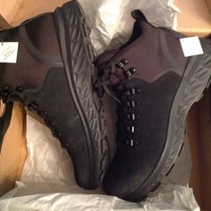 Up For Sale Is A Brand New In The Box Pair Of Men's Cole Haan Zerogrand Water Resistance Black Suede And Textile Zg Street Hiker Boots(C35698), Usa Size: 11.5 Medium. I Only Ship To Usa. Black Suede Lace-up Waterproof Boots, Black Suede Work Boots For Outdoor, High-top Black Suede Waterproof Boots, Black Suede Hiking Boots With Round Toe, Black High-top Waterproof Suede Boots, Black Suede High-top Waterproof Boots, Black Leather Boots With Boost Midsole, Black Suede Waterproof Boots For Outdoor, Black Leather Waterproof Boots With Boost Midsole