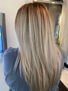 Balayage Hair Brunette With Blonde Straight, Host Hairstyles, Half Head Foils Blonde On Brown Hair, Blonde Babylights On Brown Hair, Cool Toned Blonde Balayage, Blonde Balage, Full Head Blonde Highlights On Dark Hair, Dimensional Bright Blonde, Warm Dimensional Blonde