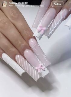 Pink Xmas Nails Almond, Pink Snow Flake Nails, Christmas Nail Art Pink, Pink Bow Christmas Nails, Pink And White Winter Nails, Kawaii Winter Nails, Christmas Nails Winter White, Let It Snow Nails, Pink Christmas Nail Ideas