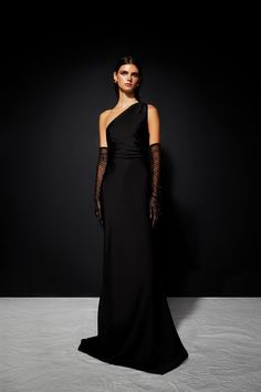 Komarni Dress – Khanum's One Arm Dress Classy, Glamour Outfit Classy, Long Gloves Fashion, Dress With Gloves Classy, Black Dress With Gloves, Gown With Gloves, Autumn Shoot, Black Tie Outfits, Dress And Gloves