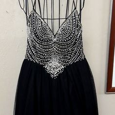 This Dress Is Gatsby Vibes! Perfect For A New Years Party. It Has Tulle On The Bottom And Will Be Fluffy. Top Is Beaded And There Is Some On The Sides. Measures 55 Inches From Top Of Breast Down To The Bottom Gatsby Vibes, Fluffy Top, New Years Party, Gatsby, Cocktail Dress, Colorful Dresses, Prom Dresses, Womens Sizes, Prom