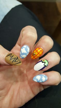 Preschool Nails, Toy Story Nails, Character Nails, Disney Nail, Shape Nails, Disney On Ice, Nail Art Disney, Almond Shape Nails, Nail Idea