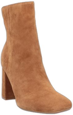 Nine West, Camel, Design