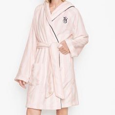 An At-Home Spa Day Isn't Complete Without This Cozy Robe, Extra Plush And Finished With A Toasty Hood. Easy Fit Plush Cozy Finish Hooded Design Embroidered Logo At The Chest Tie Waist Imported Satin Kimono, Black Slip Dress, Floral Robes, Women's Robe, Sleepwear & Loungewear, Sleepwear Robe, Printed Rompers, Green Satin, Black Slip Ons