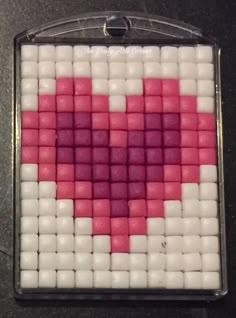 может кому-то понадобится 2 Colour Pixel Art, Valentines Day Pixel Art, Pixel Art Love, Pink Pixel Art, Pixel Art Heart, Heart Pixel Art, Pink White Wedding, Pony Bead Projects, Safety Pin Jewelry