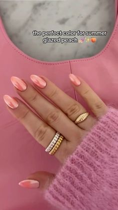 Simple Summer Nail Inspo Short Almond, Calm Summer Nails, Fun Pretty Nails, Nails That Make You Look Tan, Single Color Nail Ideas, Summer Nail Inspo 2024, Coral Chrome Nails, Peach Chrome Nails, Summer Nail Colors 2024