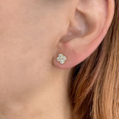 14K Gold Diamond Clover Stud Earrings Natural 0.66 CT Round Cut Model Number: SDL55025664WY Studded Necklace, Eternity Band Ring, Deco Jewelry, Pendant Rings, Art Deco Jewelry, Eternity Ring, Earring Necklace, Jewelry Art, Round Cut