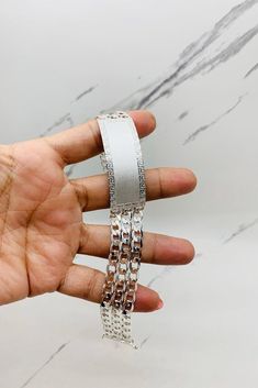 925 Sterling Silver Bracelet ID plate Cuban Link ID Plate Fine jewelry   Bracelet is 8.5" Long and 17.7mm Wide   Includes a box  Men  Check out my other jewelry   Pulsera de hombre de plata 925 con placa  Joyeria fina   Esta prenda es de 8.5 pulgadas de larga y 17.7 milímetros de ancha   Brasalete de hombre  SKU 0934654 Jewelry Bracelet, Cuban Link, Sterling Silver Bracelet, Chain Link Bracelet, Sterling Silber, Link Bracelets, Sterling Silver Bracelets, Arm Band, Chain Link