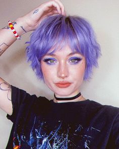 Short Hairstyle Women Color, Pixie Haircolor Ideas, Short Hair Dye Ideas Pixie Cuts, Short Alt Haircuts, Short Hair Texture, Colored Short Hair, Short Colored Hair, Pastel Pixie Hair, Dyed Pixie Cut