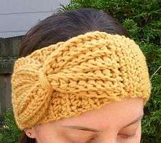 Dscn1628_small Ear Warmers Crochet, Crochet Bow Pattern, Crochet Ear Warmers, Crochet Ear Warmer Pattern, Crochet Headbands, Warm Headbands, Crochet Knit Hat, Crochet Headband Pattern, Crochet Bows