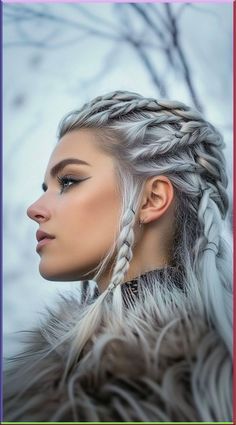 Viking Costume Hair, Wedding Viking Braids, Viking Braid Updo, Viking Woman Photoshoot, Assassin Hairstyle Women, Irish Hairstyles For Women, Viking Dreadlocks Women, Women Viking Braids, Edgy Updos For Long Hair