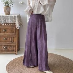 Styling Purple Pants, Purple And Grey Outfit, Blue Linen Pants Outfit, Purple Pants Outfit, Fall Purple, Linen Wide Leg Pants, Purple Linen, Woman Suit, Linen Pattern