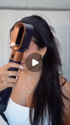 Maria Aiello on Instagram: "Volume Hack😍🔥

#hairhacks #hair #hairtutorial #fallhair #fyp 
IB: @mattloveshair" Hack Hairstyle, Maria Aiello, Kiiara Gold, Instagram Hacks, Hair Roller, Chic Hair, Easy Bun Hairstyles, Hair Volume, Glam Squad