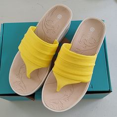 Dallas-Style, Fabric, Thong Toe And Wedge Heel. Yellow Slides, Black Strappy Wedges, Bzees Shoes, Toe Loop Sandals, Grey Sandals, Dallas Fashion, Tan Wedges, Strappy Wedges, Navy Fabric