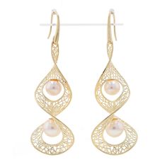 Metal Content: 14k Yellow Gold Stone Information Freshwater Pearls Color: White Size: 6.9mm - 8mm Style: Dangle Fastening Type: Fishhook Closures Theme: Spiral Features: Tapered Silhouette With A Milgrain Filigree Design Measurements Tall: 2 15/32" (62.2mm) Wide: 3/4" (18.9mm) Weight: 7.3 Grams Stamps: 14kt, Ips, Italy Condition: New Without Tags Rr0070 Elegant Spiral Jewelry For Formal Occasions, Elegant White Gold Spiral Earrings, Elegant Swirl Earrings, Elegant Yellow Gold Swirl Earrings, Elegant Swirl Earrings As Gift, Elegant Swirl Earrings For Gift, Elegant Spiral Filigree Jewelry, Elegant Yellow Gold Swirl Jewelry, Elegant Spiral Earrings As Gift