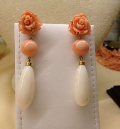 orecchini corallo Gold Neck Chain, Pearl Jewelry Design, Coral Earrings, Homemade Jewelry, Ceramic Jewelry, Earring Patterns, 925 Silver Jewelry