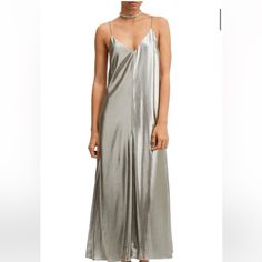 Absolutely Gorgeous Holiday Dress! Liquid Silver. So Beautiful. Never Worn. Metallic Gown, Mango Dresses, Mango Dress, Party Mode, Metal Clothing, Long Jumpsuits, Metallic Dress, Dress Shapes, Silver Dress