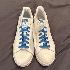 Men’s 8.5, Never Worn. Comes With Extra Set Of Laces In White. Classic Blue Sneakers With Laces, Blue Low-top Sneakers With White Laces, Classic Blue Lace-up Sneakers, Blue Classic Synthetic Sneakers, Classic Blue Synthetic Sneakers, White Leather Sneakers Men, Silver Sneakers, White Leather Sneakers, Swim Shoes