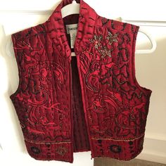 Beautiful Never Worn Chicos Vest Red Fitted Sleeveless Outerwear, Red Sleeveless Fall Outerwear, Red Sleeveless Outerwear For Fall, Fitted Red Winter Vest, Fitted Red Vest For Winter, Red Festive Outerwear For Fall, Red Winter Festive Outerwear, Red Festive Outerwear For Party, Festive Red Outerwear For Holidays