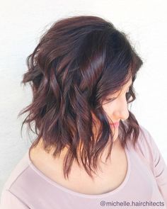 50 Haircuts for Thick Wavy Hair to Shape and Alleviate Your Beautiful Mane Thick Hair Indian, Medium Length Haircut For Women, Ombre Wavy Hair, Frizzy Wavy Hair, Roller Curls