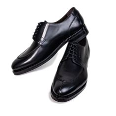 Ready to conquer the day? We’ve taken our timeless split toe derby silhouette and made it deep, dark, and black. This is a traditional, rich and refined shoe has an edge over the classic cap toe oxfords. We’ve also made this dress shoe with a Dainite sole so you can wear them all year round. Whether it's a formal events, or a night out with friends this is the perfect allrounder. Upper: Full-grain Italian leather Sole: Dainite lugged sole, British made* Construction: 360° Storm Goodyear welt (Re Goodyear Welt, Derby Shoes, Lug Sole, Custom Shoes, Italian Leather, Formal Event, Derby, Dress Shoes Men, Oxford Shoes