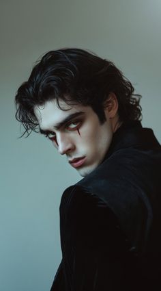 23 Vampire Hairstyles for Men: Stand Out This Halloween Vampire Makeup Men Halloween, Male Vampire Halloween, Men Halloween Photoshoot, Cool Male Halloween Costumes, Vampire Face Paint For Men, Simple Vampire Makeup Men, Vampire Man Outfit, Male Vampire Reference, Guy Vampire Makeup