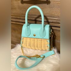 Beige And Turquoise Bag. With Golden. Elegant. Fancy. Leather. With Chain Trendy Turquoise Rectangular Shoulder Bag, Trendy Rectangular Turquoise Shoulder Bag, Trendy Turquoise Shoulder Bag For Daily Use, Trendy Turquoise Shoulder Bag, Chic Turquoise Crossbody Bag, Chic Turquoise Rectangular Shoulder Bag, Chic Everyday Bags By H&m, Chic Turquoise Shoulder Bag For Shopping, Turquoise Bag