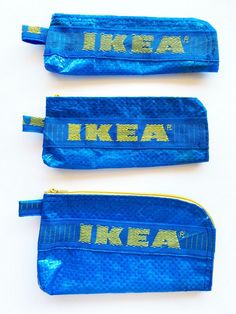 Size:  S: 6 x 18.5 cm M: 7 x 17 cm L: 10 x 18 cm Material: IKEA BAG This product is made to order. It will take approximately 10 days from order to shipment. The item will be shipped from Italy. Ikea Bag, Purse Strap, Pencil Case, Purses And Handbags, 10 Days, Aura, Accessory Gift, Display Homes, Pencil