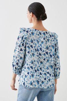 Cami or blouse? Shirt or bodysuit? Whatever you're after, our women's tops have you covered for every event in the social calendar. From casual fits to elevated styles for special occasions, we make it easy to nail the 'jeans and a nice top' look. Think puff sleeves, pretty prints, wrap silhouettes and so much more. Style: Petite Blue Floral Square Neck Blouse. Ideal for: Daywear. Design: Frill. Model wears size UK 10 and is 5' 3" tall. Make-up & Fragrance: Primer (Estée Lauder, Futurist Aqua Brilliance Watery Glow Primer), Foundation (Estée Lauder, Futurist Hydra Rescue Moisturizing Foundation SPF45), Bronzer (Benefit Hoola Matte Powder Bronzer), Mascara (Benefit, They'Re Real Lengthening Mascara Jet Black 8.5g), Setting Spray (Urban Decay, All Nighter Setting Spray 118ml), Fragrance (Jim Benefit Hoola, Square Neck Blouse, Glow Primer, Moisturizing Foundation, Social Calendar, Powder Bronzer, Matte Powder, Lengthening Mascara, Floral Squares