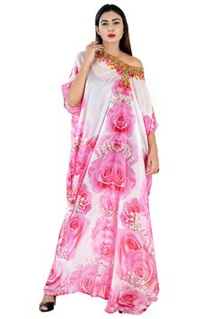 womens kaftan Cruise Theme, Beach Kaftan Dress, Glamorous Evening Dresses, Kaftan Gown, Kaftan For Women, Luxury Resort Wear, Dress Kaftan, Kaftan Style, Beachwear Collection