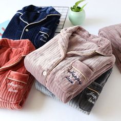 Cozy Sleepwear With Pockets, Cozy Sleepwear With Pockets For Loungewear, Cozy Loungewear Sleepwear With Pockets, Cozy Cotton Sleepwear For Home, Cozy Sleepwear With Pockets For Pajama Party, Cozy Sleepwear With Pockets For Lounging, Winter Cotton Sleepwear For Lounging, Comfy Sleepwear With Pockets For Loungewear, Cozy Cotton Long Sleeve Sleepwear